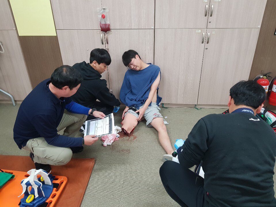 KakaoTalk_20191225_211939144_04.jpg